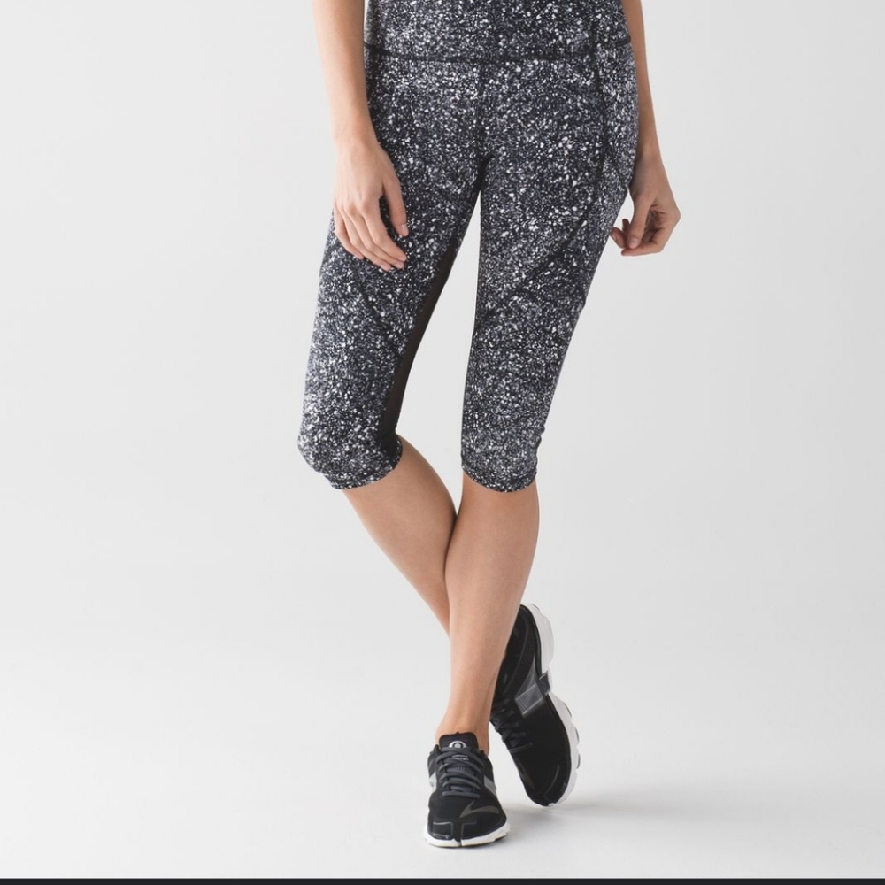 lululemon PACE RIVAL capri leggings - EUC